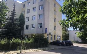 Hostel 24
